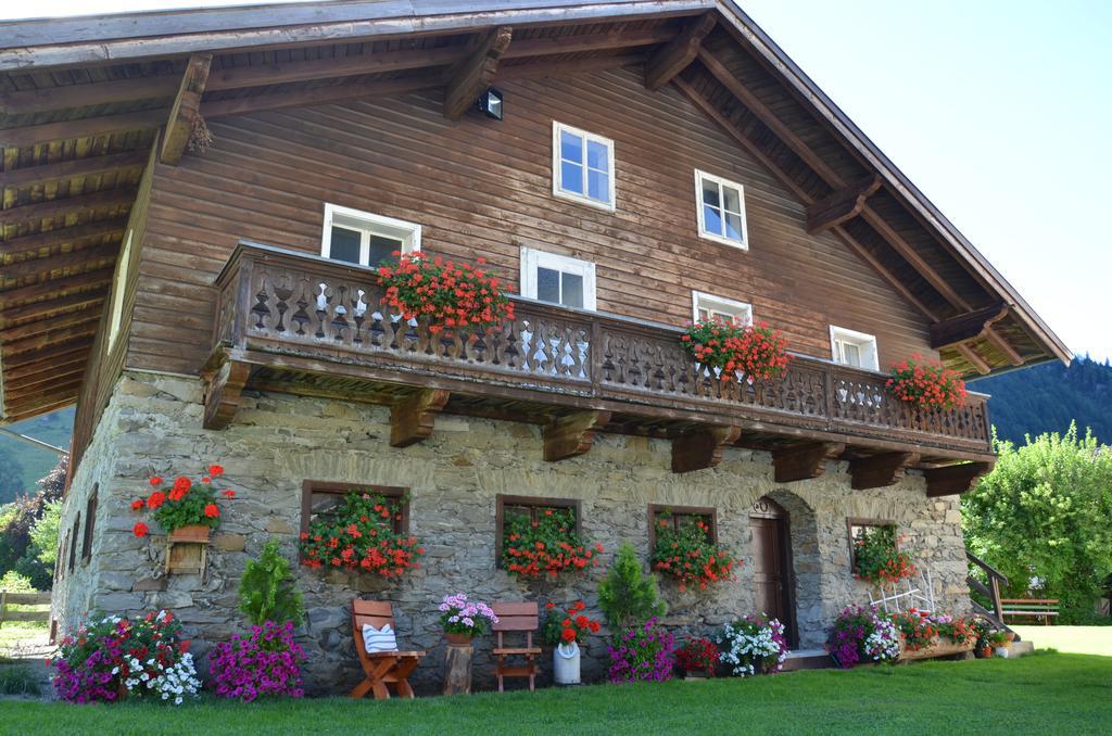 Pension Dorfplatzl Fusch an der Grossglocknerstrasse Exterior foto